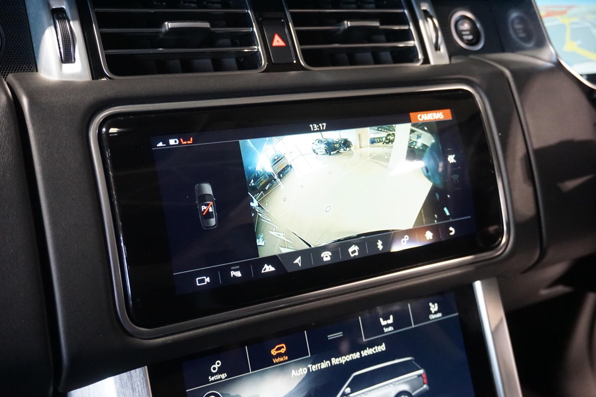 Land Rover Range Rover 2.0 P400e 13.1kWh Westminster Black SUV 5dr Petrol Plug-in Hybrid Auto 4WD Euro 6 (s/s) (404 ps)